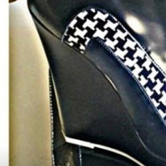 New booties Brand Andrea Size 9 - Picture 5 of 6